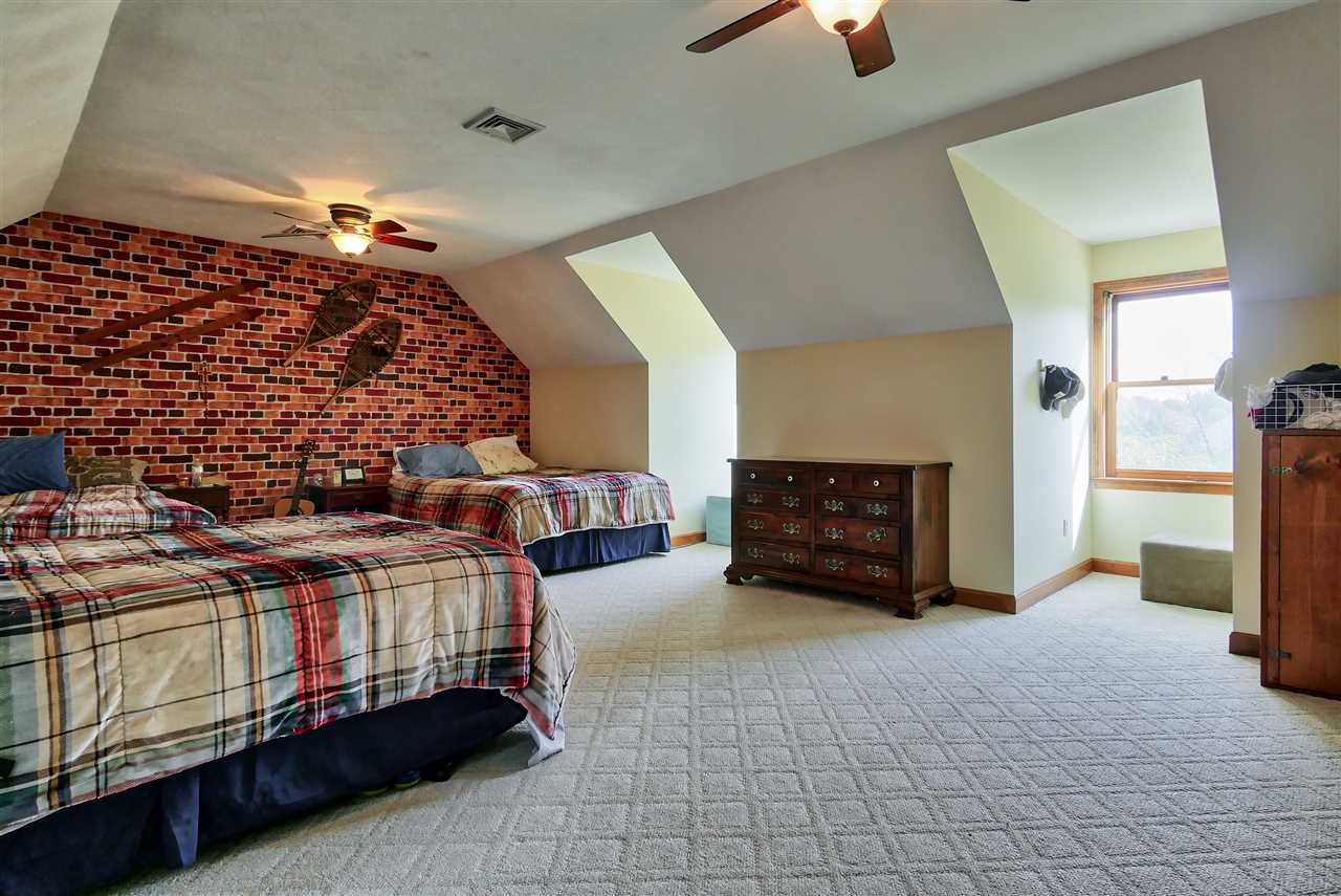 22 Farmhouse Road Bedford, NH 03110 - Photo 23 of 30 Gallery Image 23