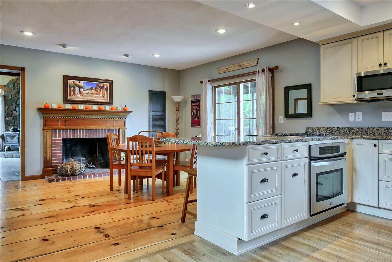 22 Farmhouse Road Bedford, NH 03110 - Photo 8 of 30 Gallery Image 8
