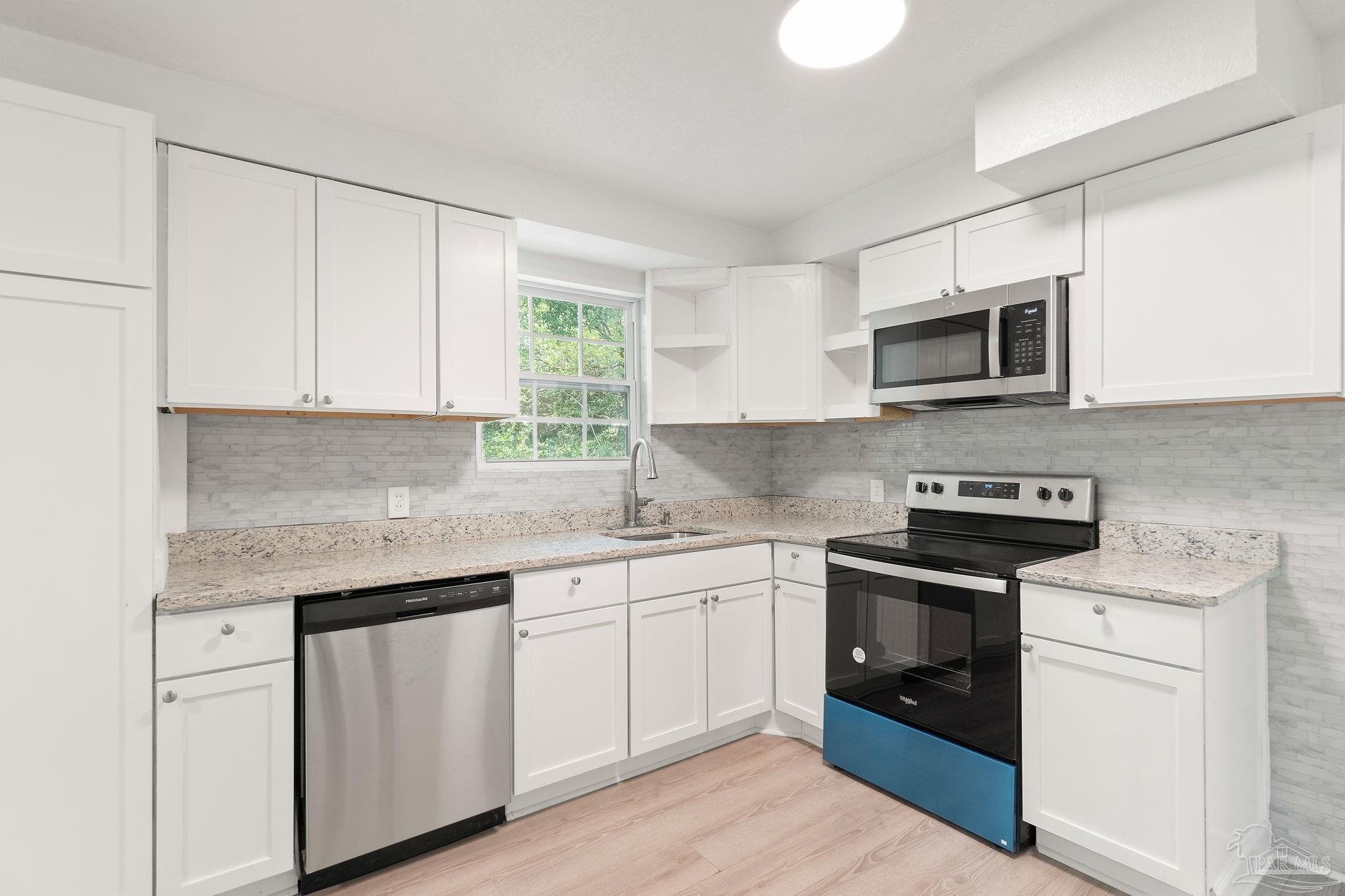 6147 Hilltop Road Pensacola, FL 32504 - Photo 13 of 41