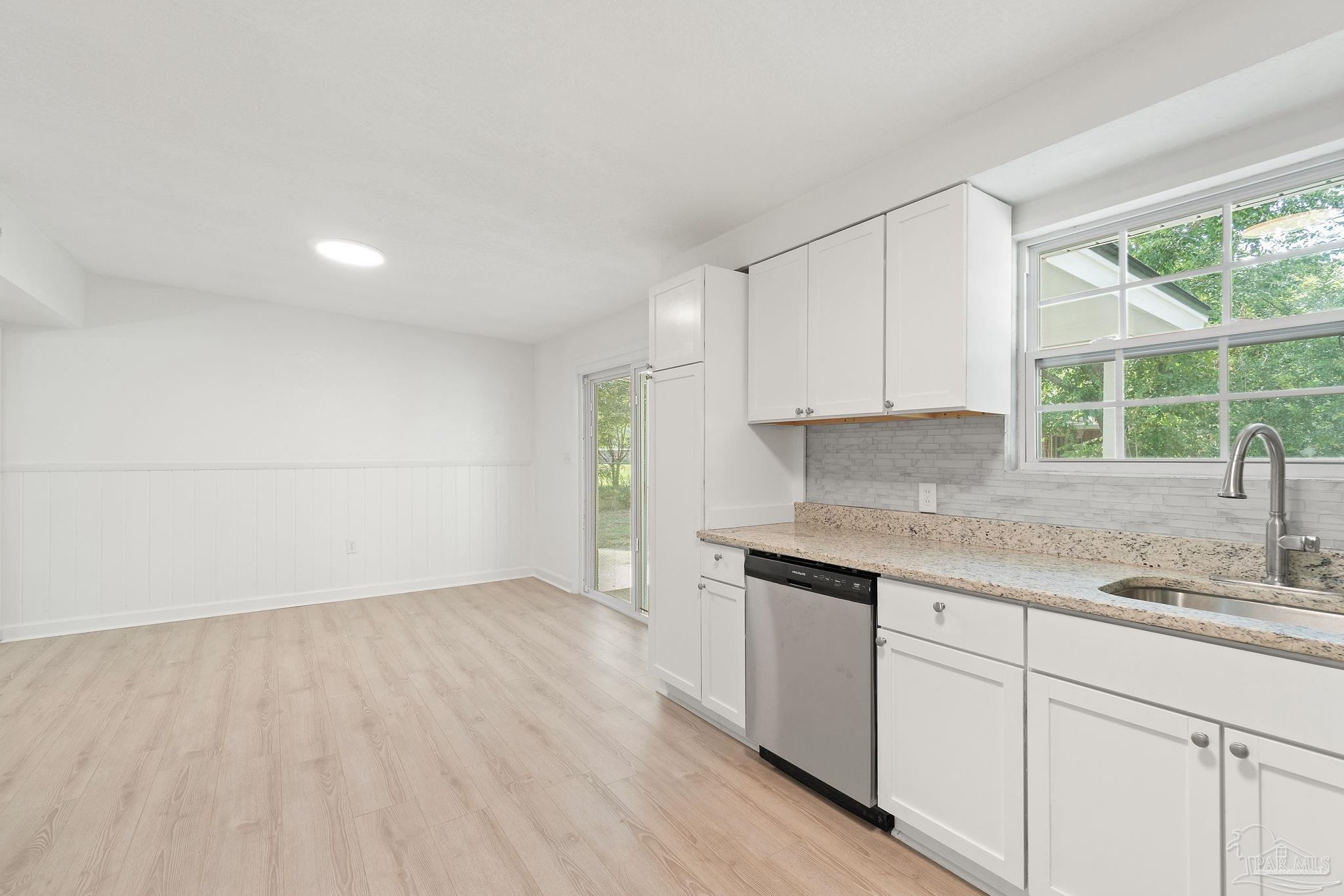 6147 Hilltop Road Pensacola, FL 32504 - Photo 15 of 41