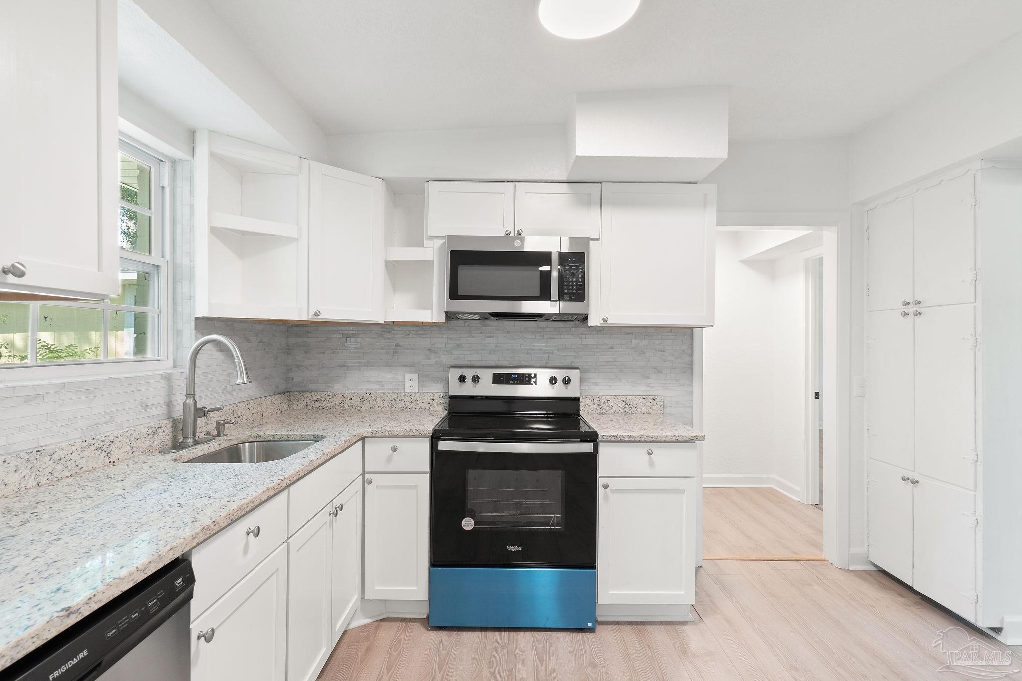 6147 Hilltop Road Pensacola, FL 32504 - Photo 16 of 41