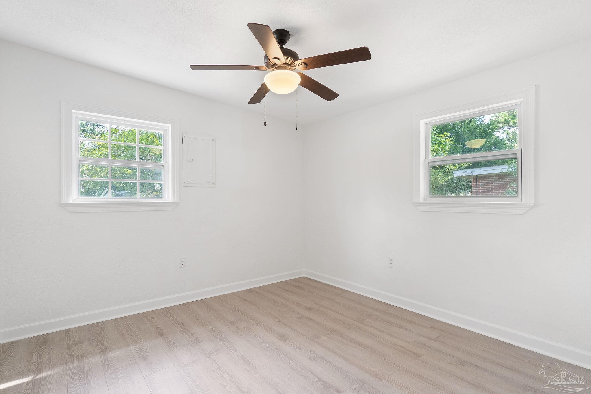 6147 Hilltop Road Pensacola, FL 32504 - Photo 25 of 41