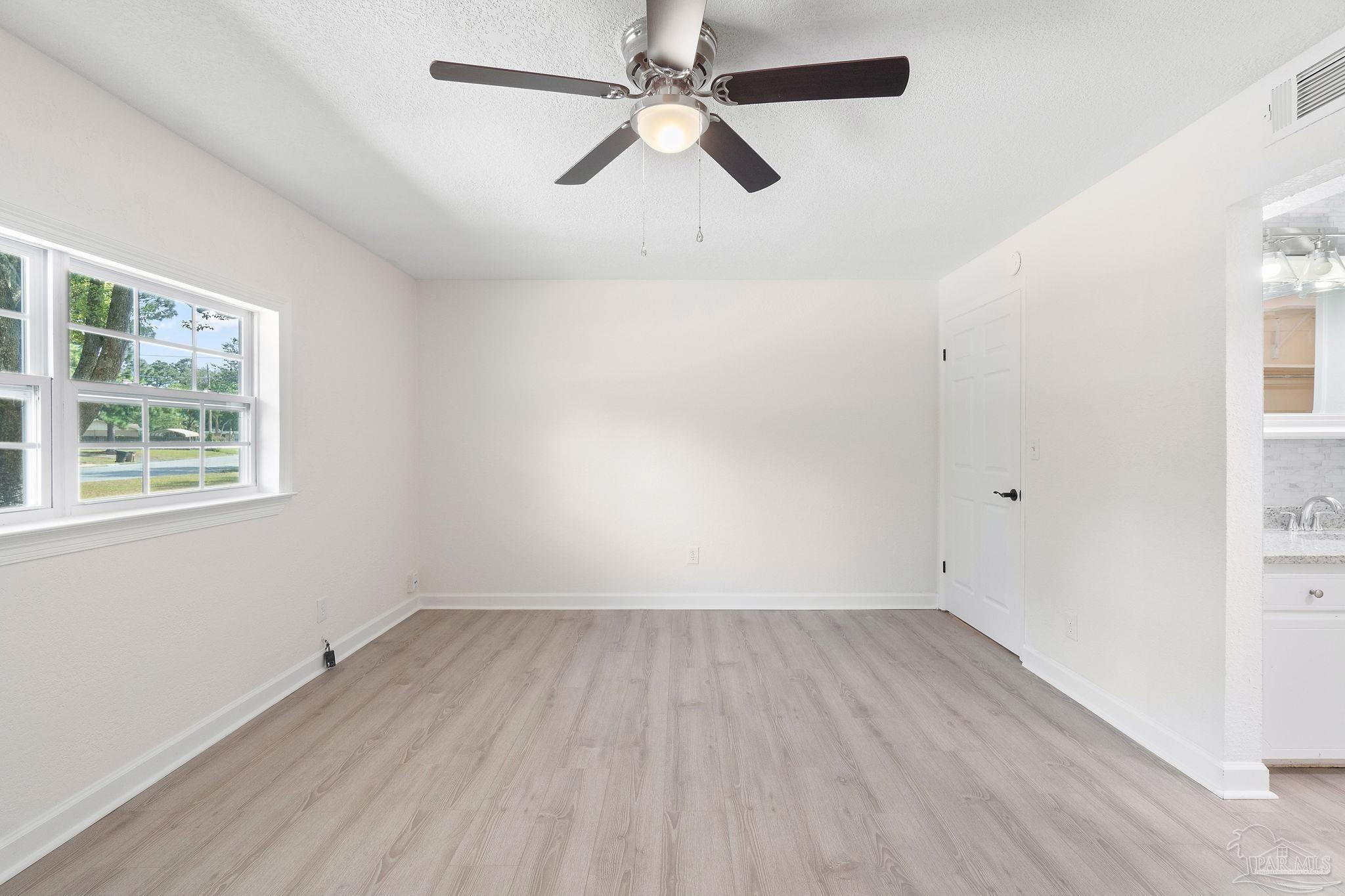 6147 Hilltop Road Pensacola, FL 32504 - Photo 37 of 41