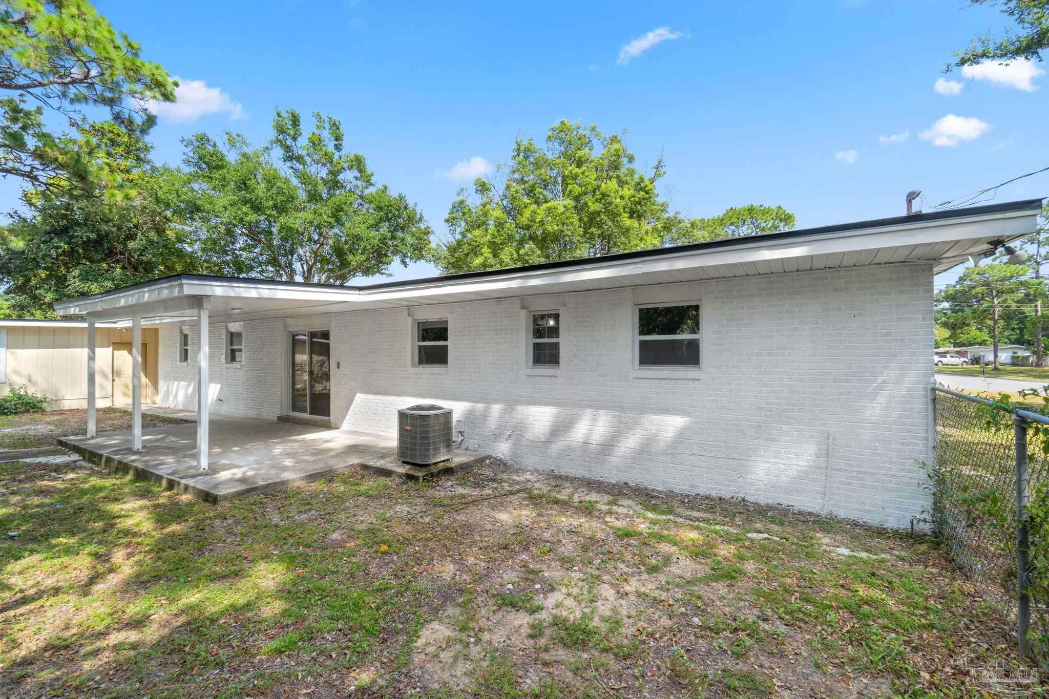 6147 Hilltop Road Pensacola, FL 32504 - Photo 39 of 41