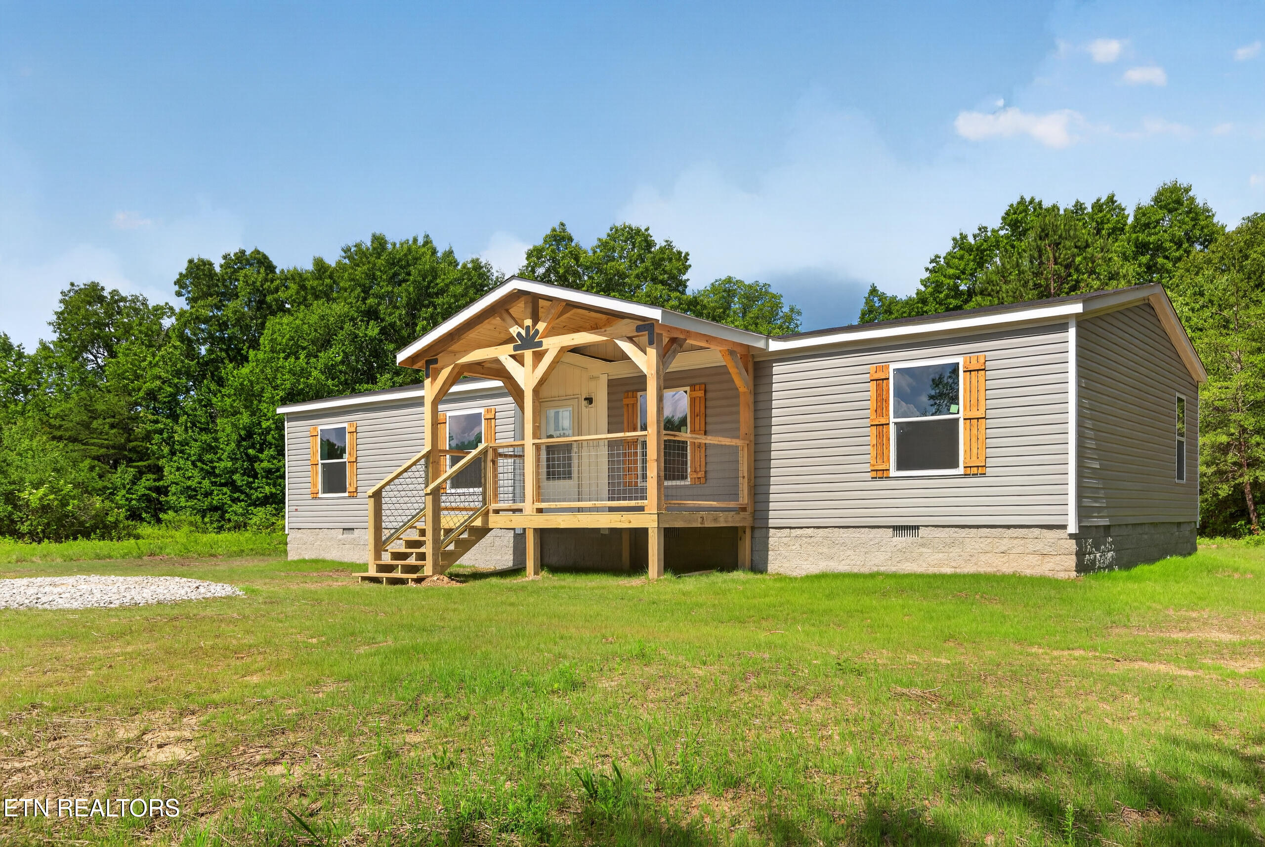 1090 Bill Black Road Clarkrange, TN 38553 - Photo 3 of 46 1T1C0745