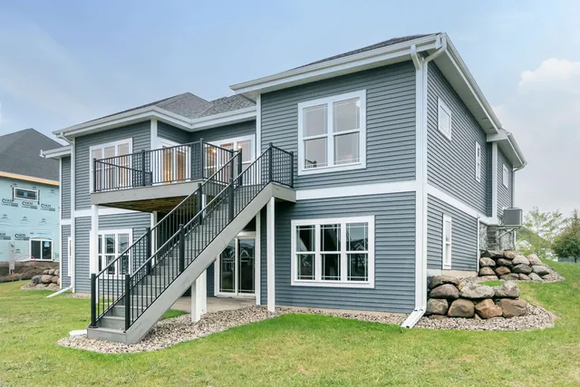 $645,000 | L163 Fred Schunk, Waunakee, WI 53597