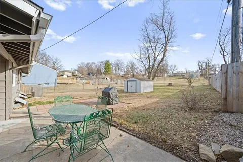 $190,000 | 9801 East 33rd Street South, Independence, MO 64052