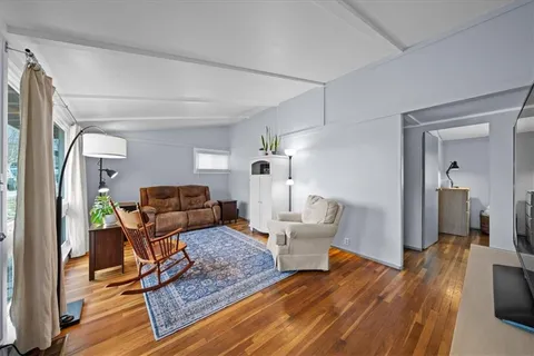 $190,000 | 9801 East 33rd Street South, Independence, MO 64052