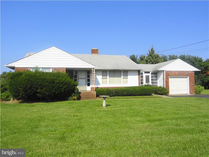33 Main Road Hammonton, NJ 08037 - Photo 1 of 23 Front Yard