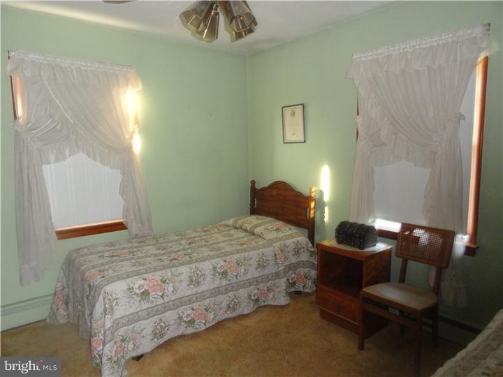 33 Main Road Hammonton, NJ 08037 - Photo 8 of 23 Bedroom 2