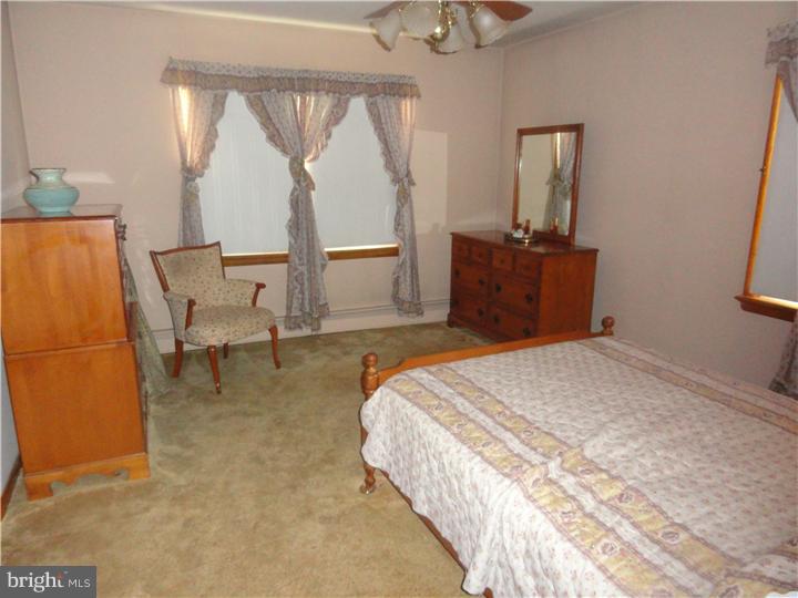33 Main Road Hammonton, NJ 08037 - Photo 10 of 23 Bedroom - Main