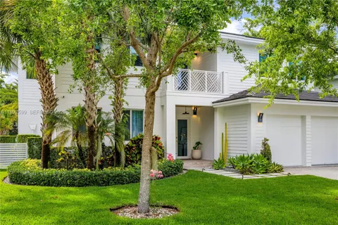 $3,245,000 | 5602 Southwest 65th Court, South Miami, FL 33143
