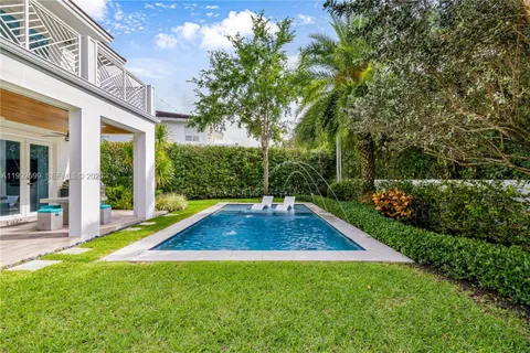 $3,245,000 | 5602 Southwest 65th Court, South Miami, FL 33143