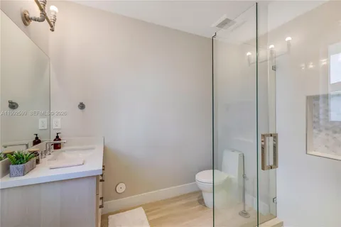 $3,245,000 | 5602 Southwest 65th Court, South Miami, FL 33143
