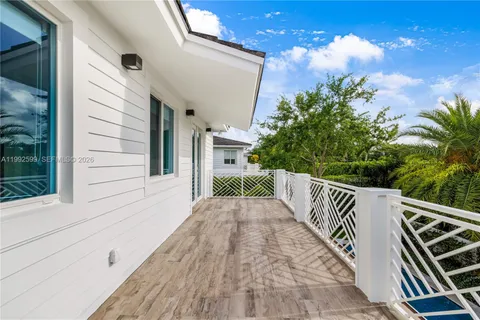 $3,245,000 | 5602 Southwest 65th Court, South Miami, FL 33143