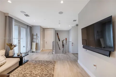 $3,245,000 | 5602 Southwest 65th Court, South Miami, FL 33143