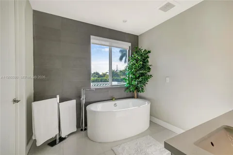 $3,245,000 | 5602 Southwest 65th Court, South Miami, FL 33143