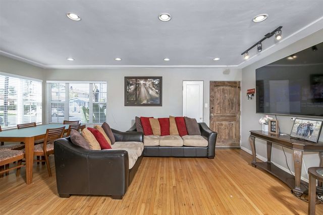 $855,000 | 4571 36th Street, San Diego, CA 92116