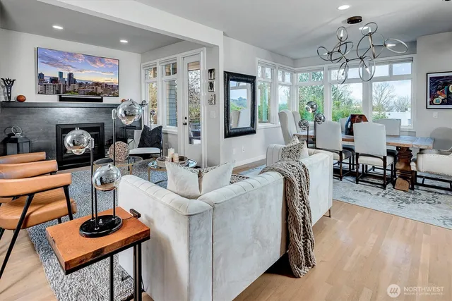 $1,599,000 | 8627 112th Lane Northeast, Kirkland, WA 98033