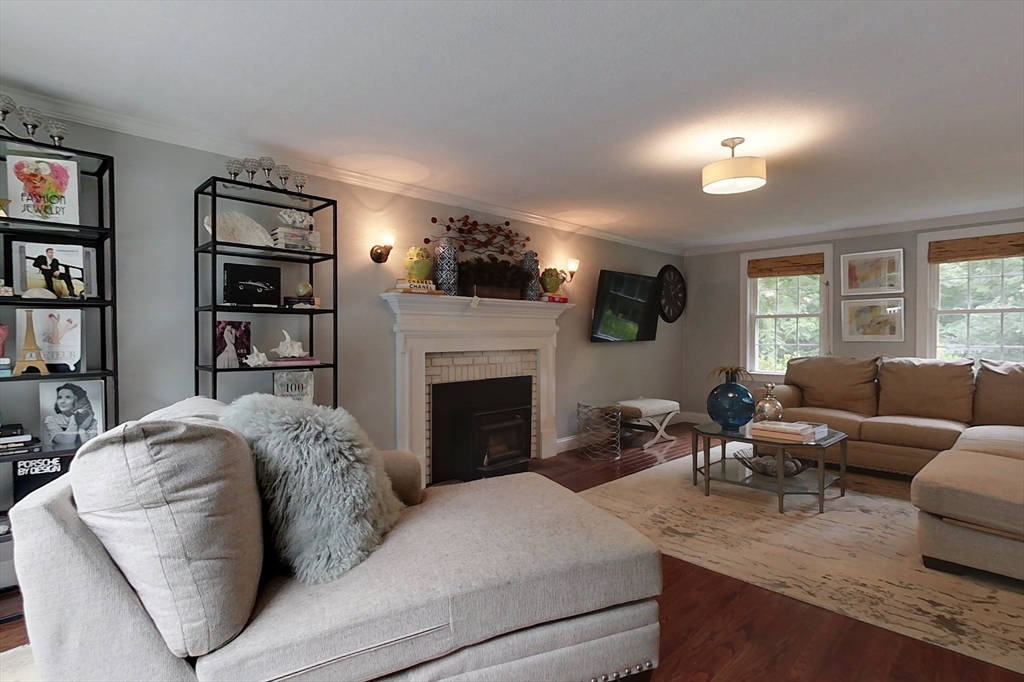 49 Townsend Street Pepperell, MA 01463 - Photo 17 of 31