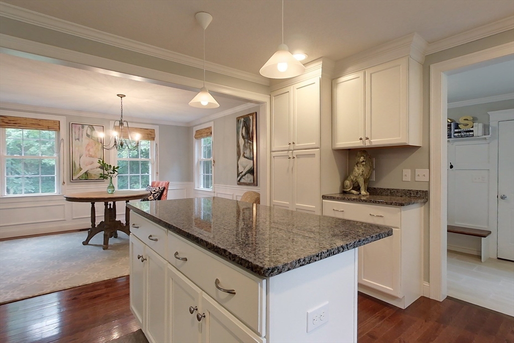 49 Townsend Street Pepperell, MA 01463 - Photo 8 of 31