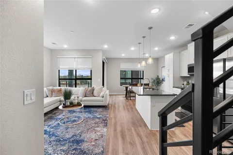 $519,999 | 2014 South Holly Street, Unit 4, Denver, CO 80222