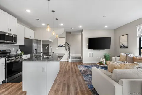 $519,999 | 2014 South Holly Street, Unit 4, Denver, CO 80222