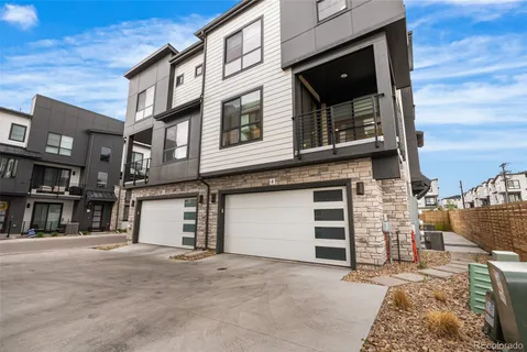 $519,999 | 2014 South Holly Street, Unit 4, Denver, CO 80222