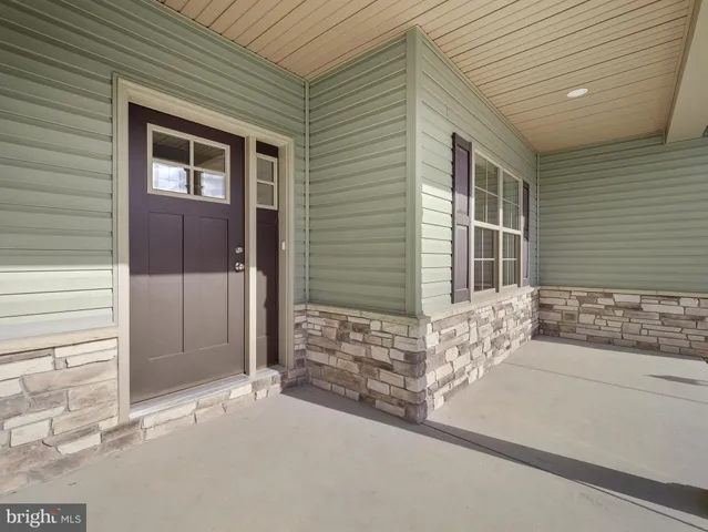 a view of house with a outdoor space