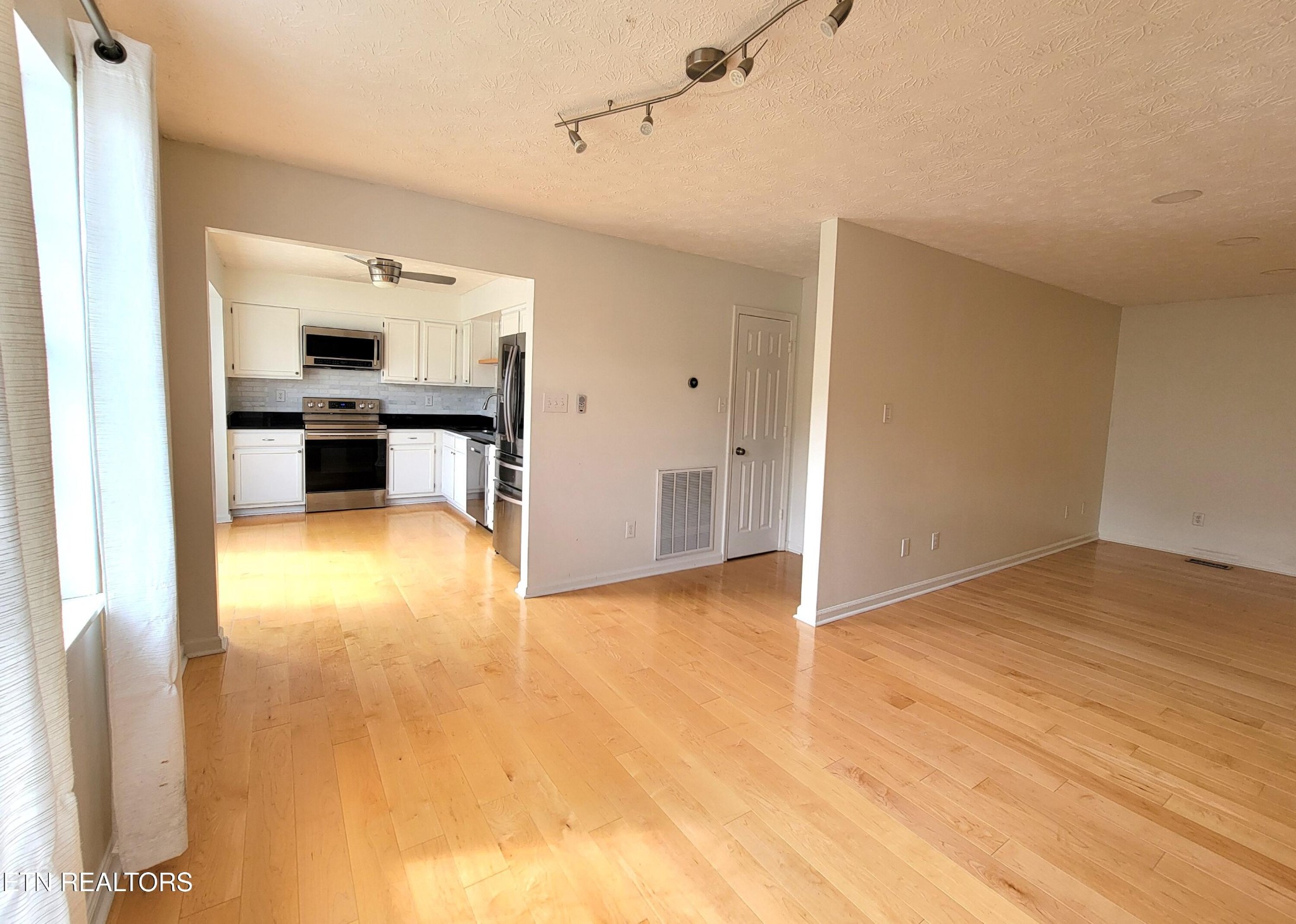 4321 Raj Road Knoxville, TN 37921 - Photo 5 of 23 Gallery Image 5