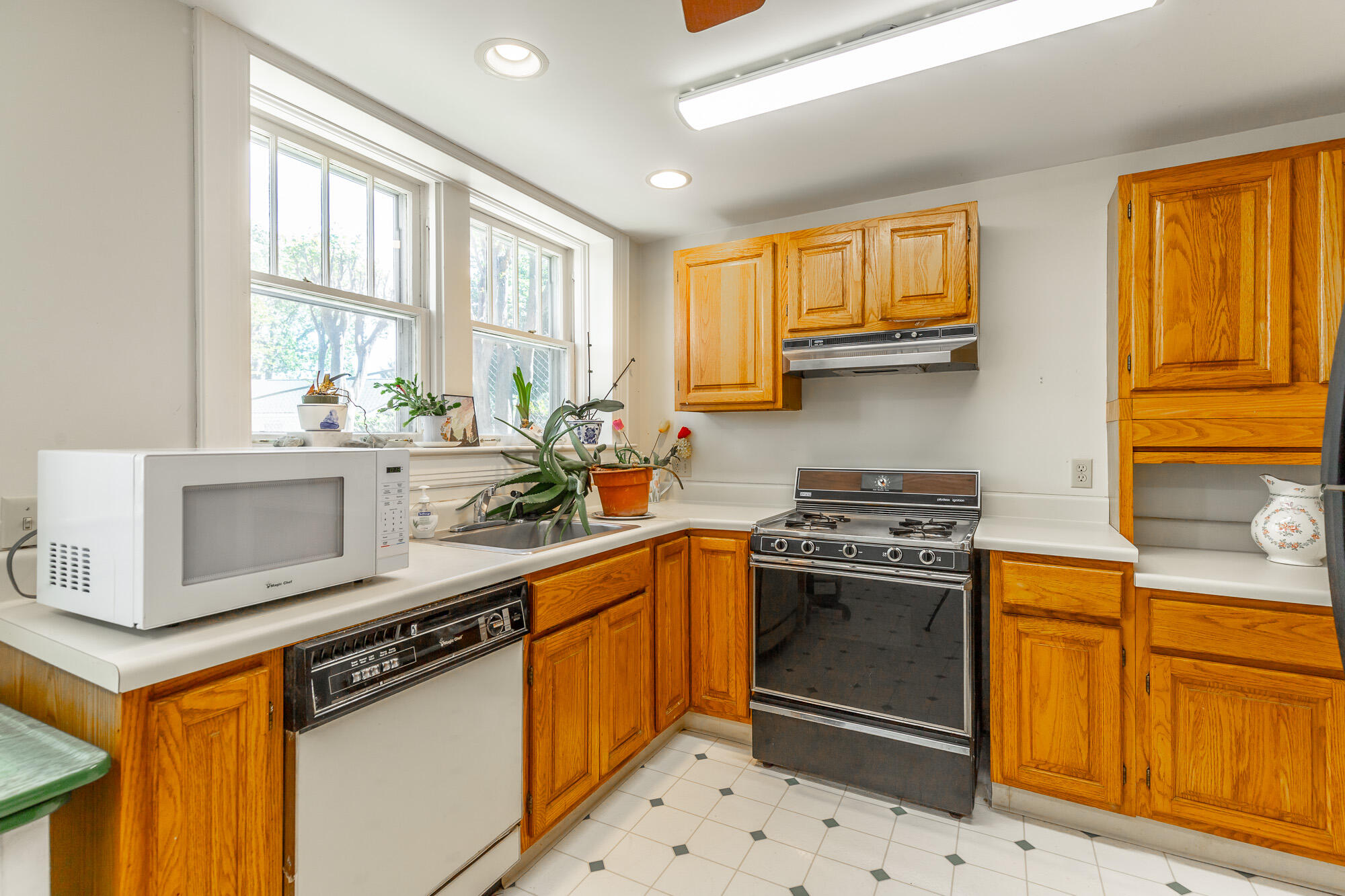 84 North Crest Road Chattanooga, TN 37404 - Photo 33 of 53 84 North Crest Road Reshoot HD-6