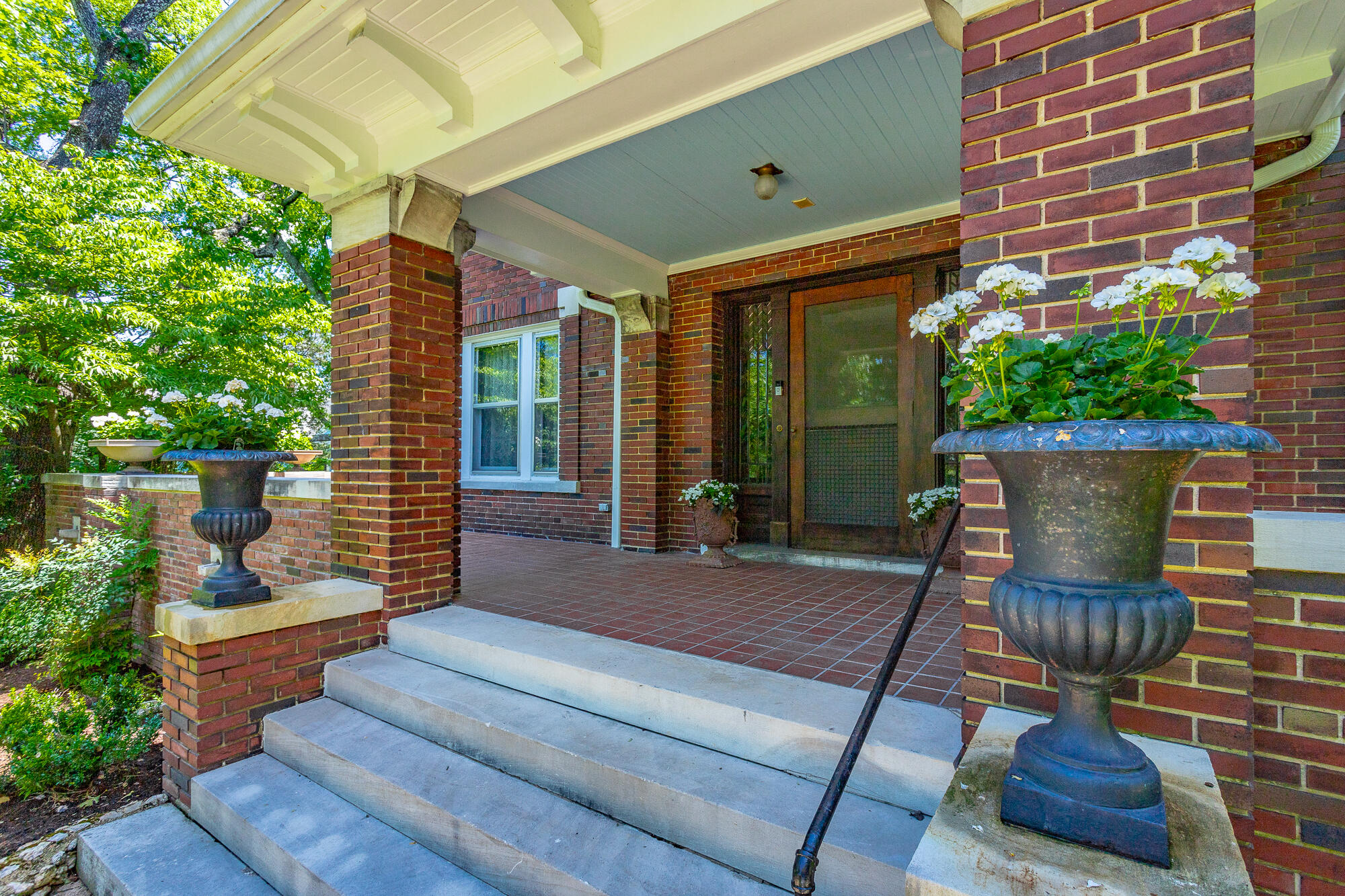 84 North Crest Road Chattanooga, TN 37404 - Photo 5 of 53 84 N Crest Rd-9