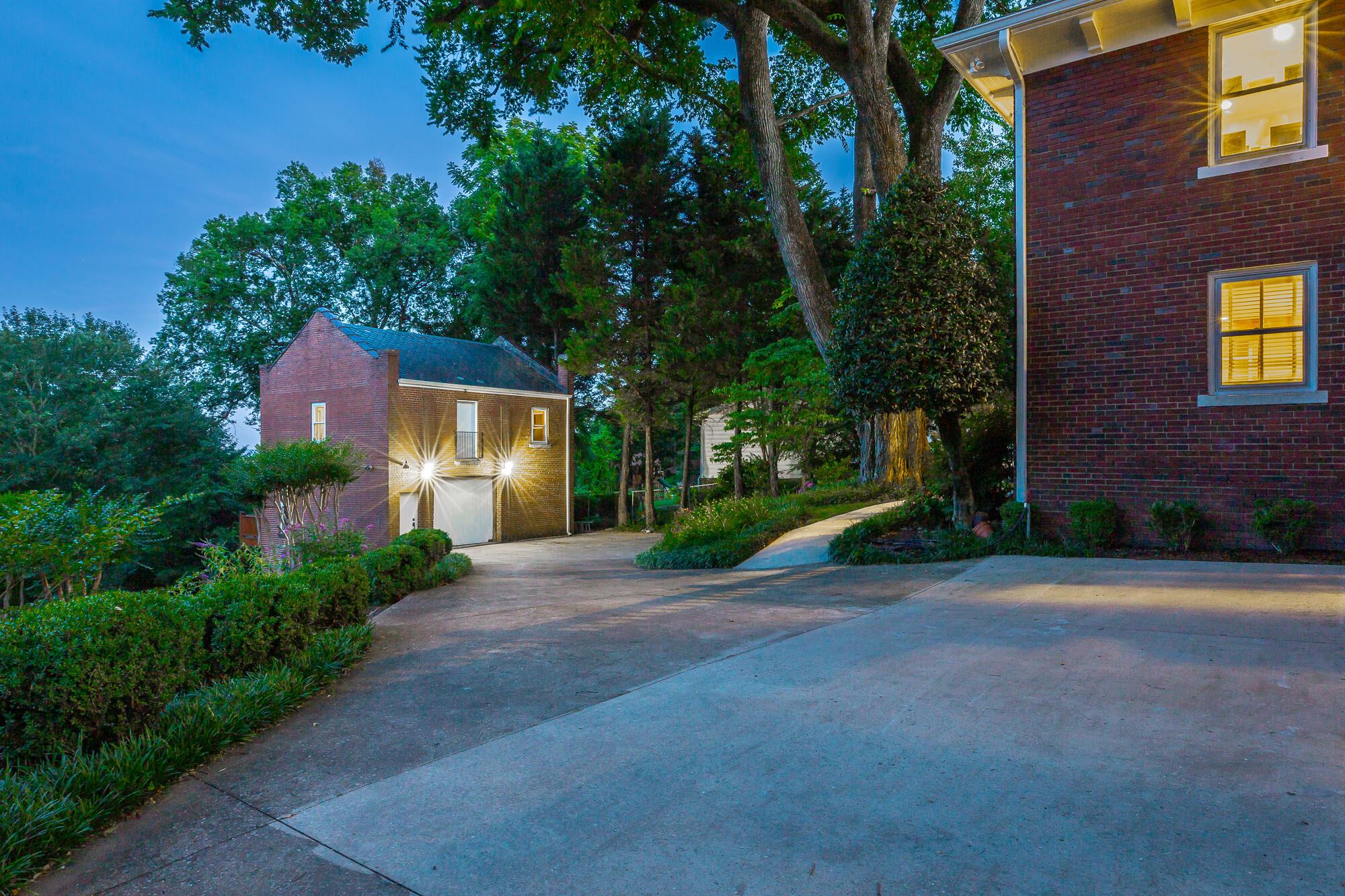 84 North Crest Road Chattanooga, TN 37404 - Photo 53 of 53 84 N Crest Road TWILIGHT HD-27