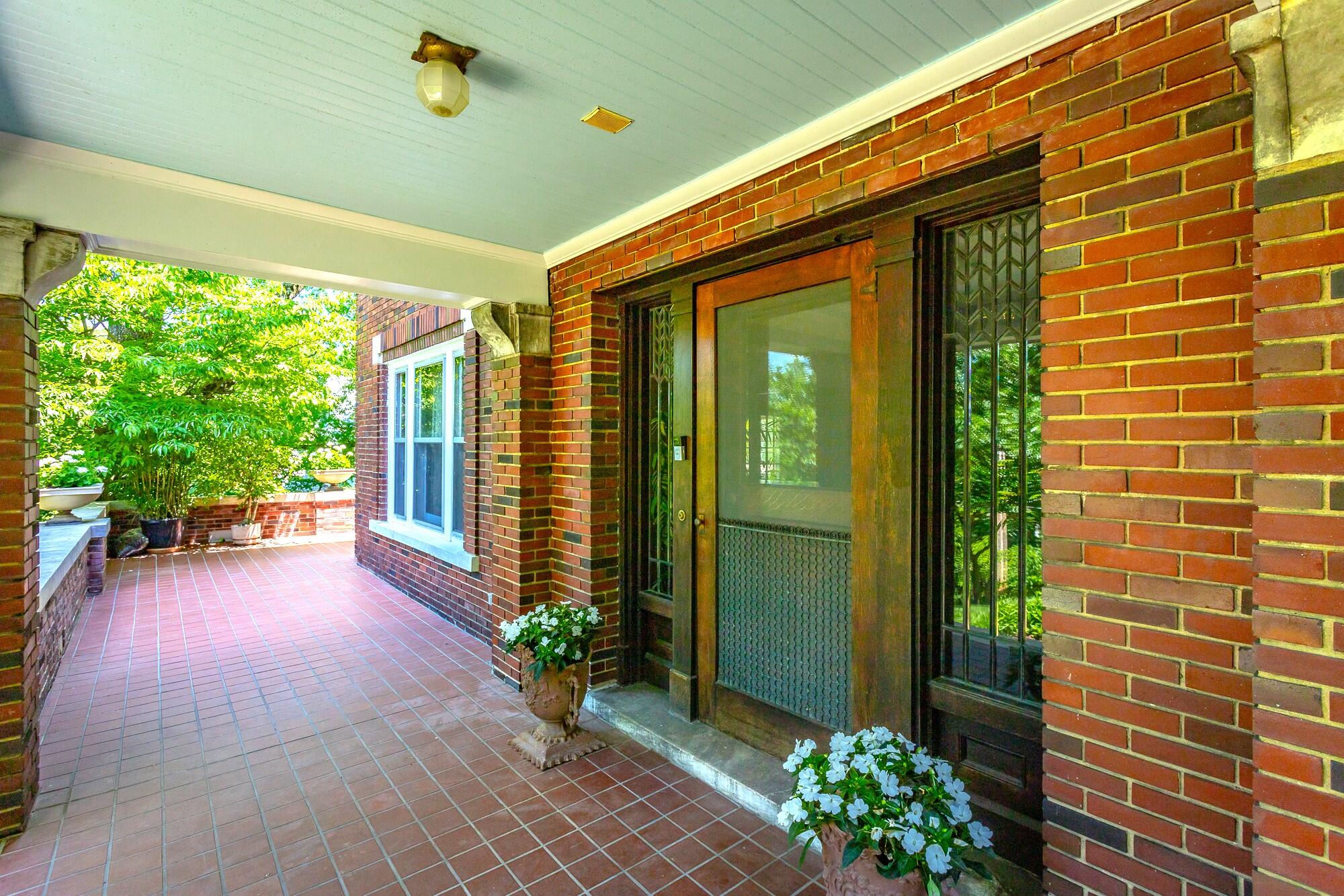 84 North Crest Road Chattanooga, TN 37404 - Photo 7 of 53 84 N Crest Rd-10