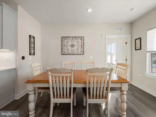 $379,999 | 151 McCormick Circle, Unit 201, Winchester, VA 22602