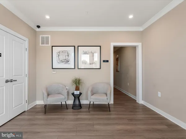 $379,999 | 151 McCormick Circle, Unit 201, Winchester, VA 22602
