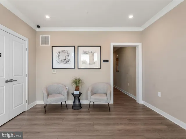 $395,000 | 151 McCormick Circle, Unit 201, Winchester, VA 22602