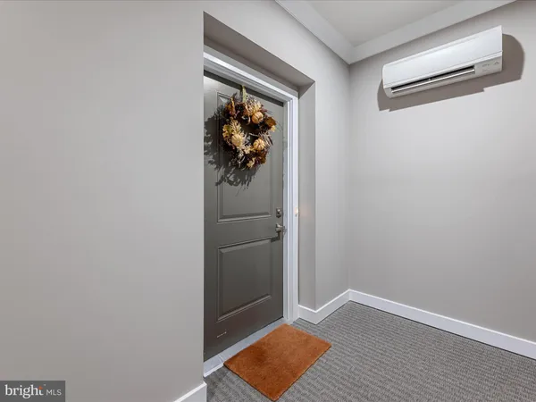 $379,999 | 151 McCormick Circle, Unit 201, Winchester, VA 22602