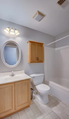 $259,900 | 1239 Fox Hollow Drive, Chesterton, IN 46304