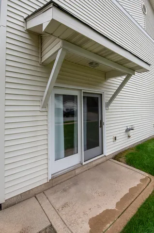 $259,900 | 1239 Fox Hollow Drive, Chesterton, IN 46304