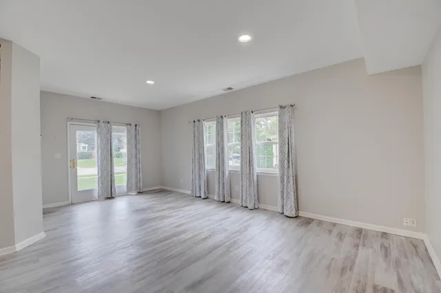 $259,900 | 1239 Fox Hollow Drive, Chesterton, IN 46304