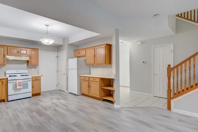 $259,900 | 1239 Fox Hollow Drive, Chesterton, IN 46304