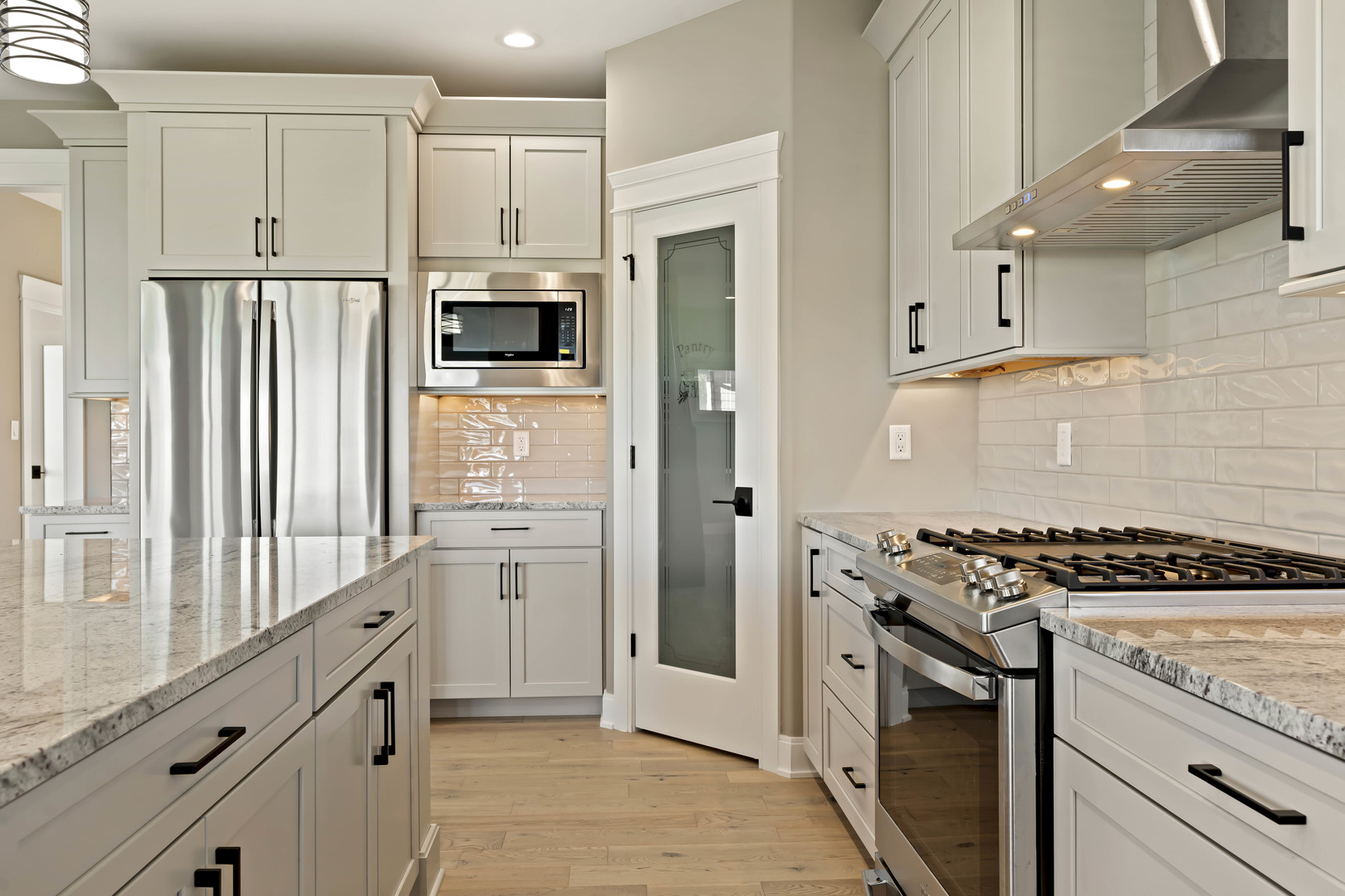 443 Megan Way Munster, IN 46321 - Photo 7 of 53