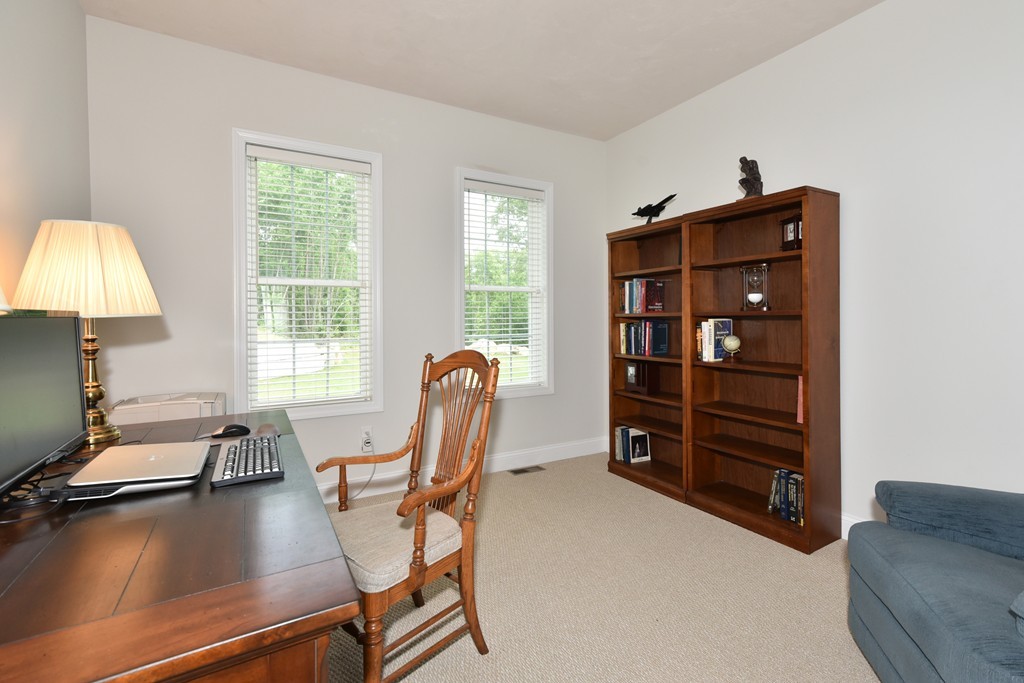13 Exeter Road Hudson, MA 01749 - Photo 8 of 30 Gallery Image 8