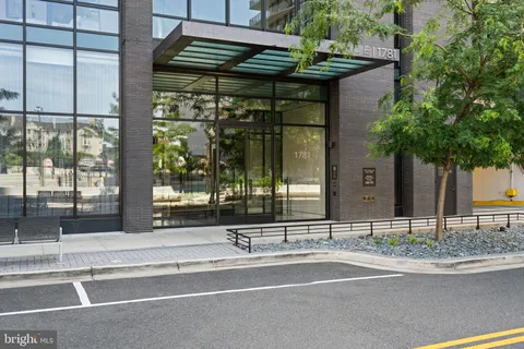 $1,380,000 | 1781 North Pierce Street, Unit 501, Arlington, VA 22209