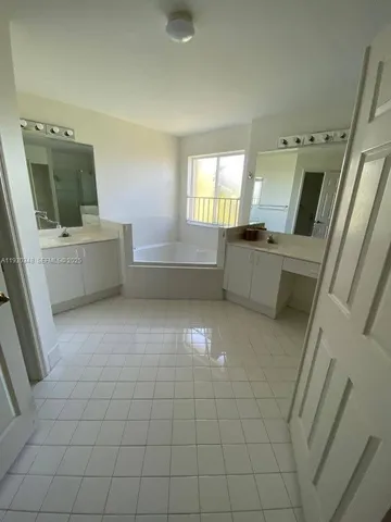 $4,400 | 6834 Northwest 107th Place, Doral, FL 33178