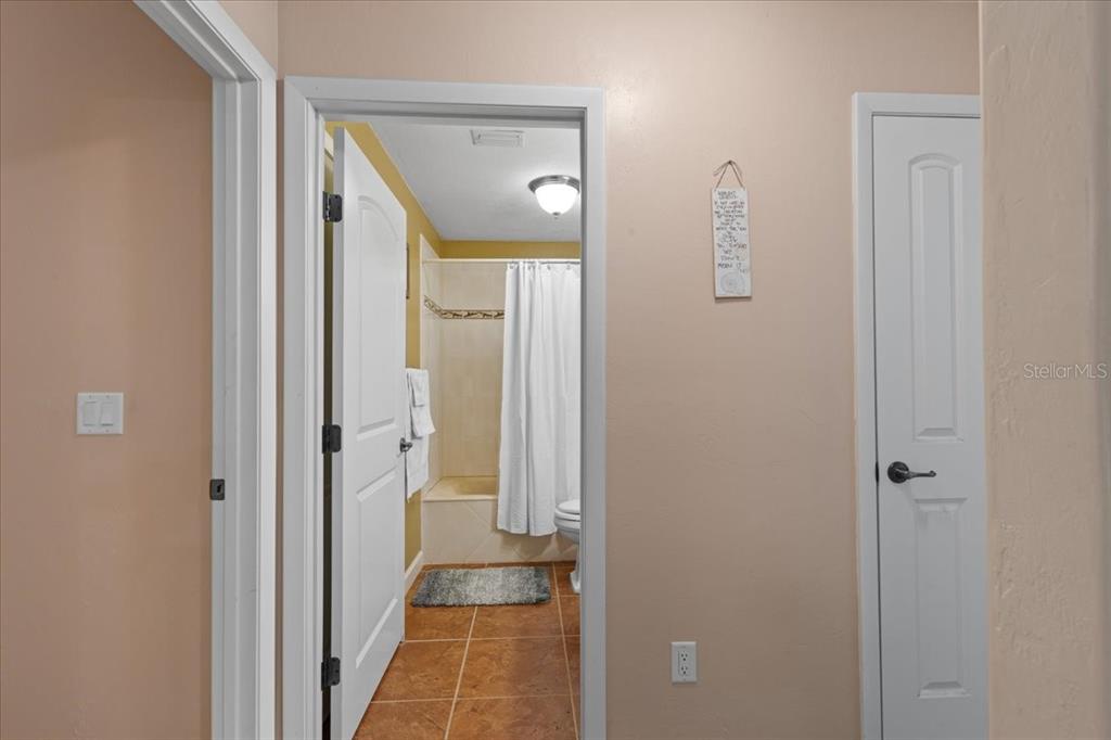 4700 Northwest 55th Avenue Bell, FL 32619 - Photo 17 of 77