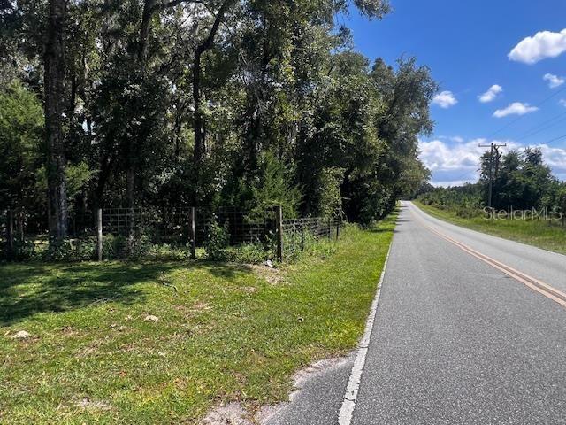4700 Northwest 55th Avenue Bell, FL 32619 - Photo 74 of 77 a view of a park with large trees