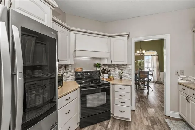 $433,000 | 608 Mulberry Street, Pleasant Hill, MO 64080