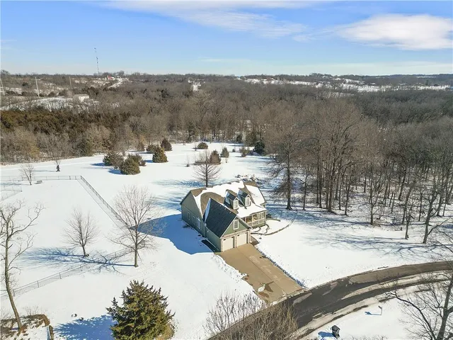 $433,000 | 608 Mulberry Street, Pleasant Hill, MO 64080